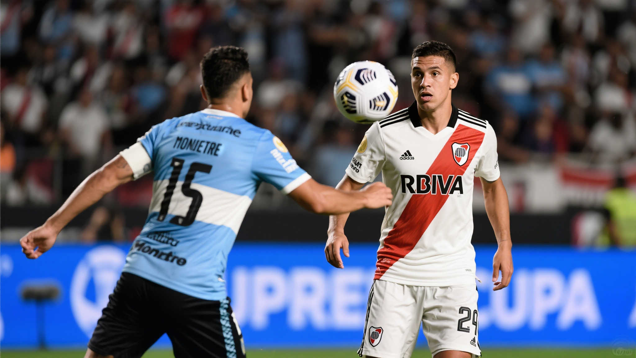 河床十人迎战蒙特雷互交白卷,拉莫斯领衔再抢关键1分保留晋级希望 河床十人迎战蒙特雷互交白卷,拉莫斯领衔再抢关键1分保留晋级希望